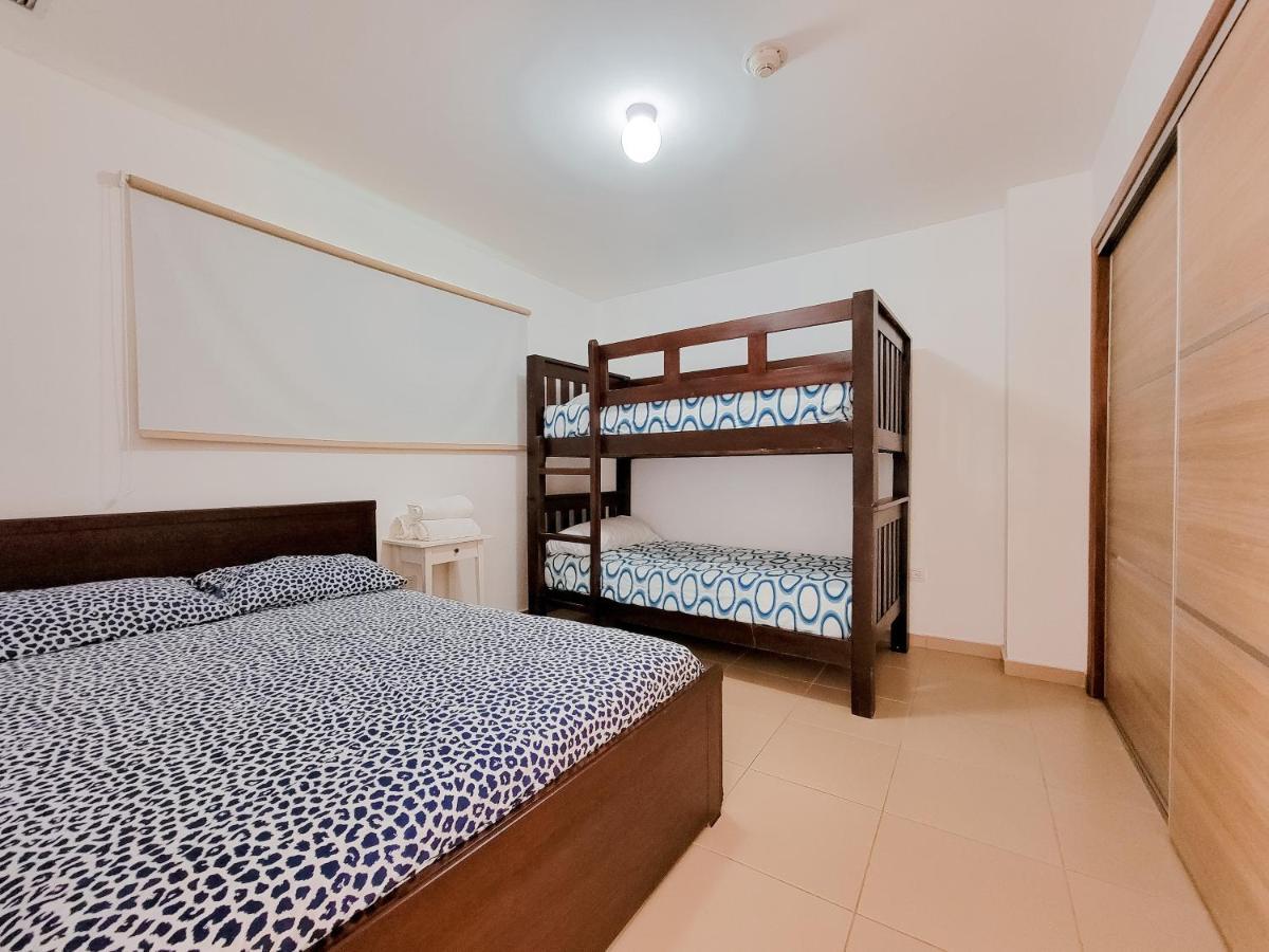 Marbella Beachfront 2Br Apt フアン・ドリオ エクステリア 写真